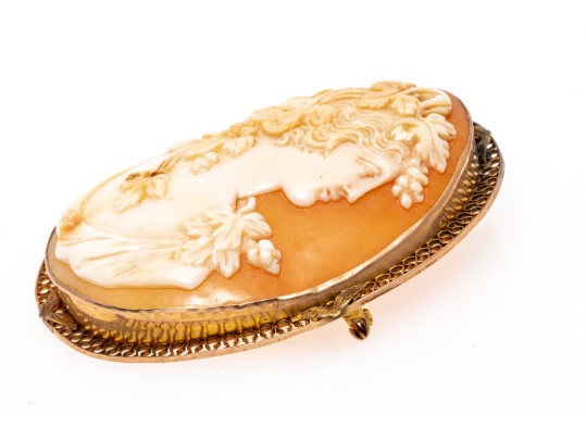 14k Yellow Gold Handsome Filigree Framed Large Cameo Brooch/Pendant