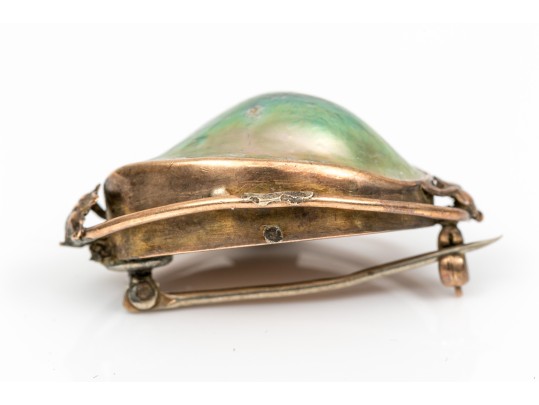 10k Yellow Gold Lovely Vintage Grey Cultured Mabe Pearl Brooch