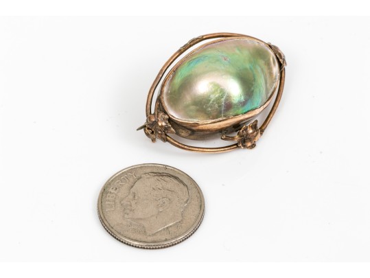 10k Yellow Gold Lovely Vintage Grey Cultured Mabe Pearl Brooch