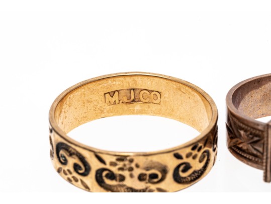 9k Gold Pair Of Beautiful Patterned Antique Rings, Sizes 8.75