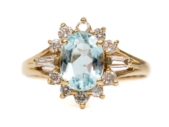 14k Yellow Gold Lovely Oval Aquamarine And Diamond Halo Ring, Size 6.75