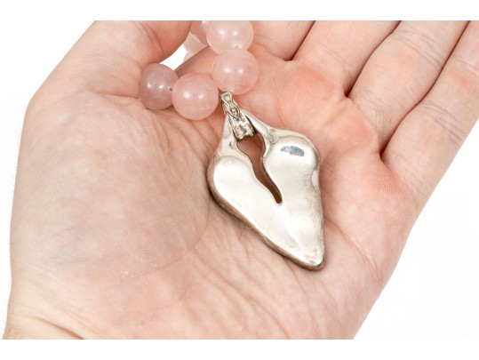 Striking Graduated Pink Rose Quartz Necklace With Brutalist Heart Pendant