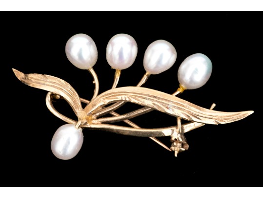 14k Yellow Gold Striking Cultured Freshwater Pearl Leaf And Spray Motif Brooch