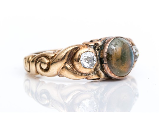 14K Gold Beautiful Antique Cats Eye Chrysoberyl And Diamond Ring, App. 0.17 TCW, Size 6.5,