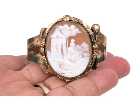 Antique Beautiful Delicate Gold Filled Cameo Motif Bracelet