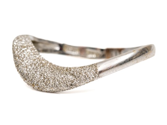 14k White Gold Contemporary Sandblasted Wave Style Band Ring, Size 7