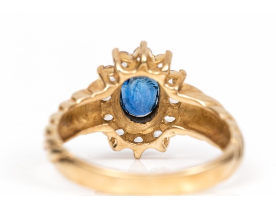 10k Gold Lovely Oval Blue Sapphire And White Sapphire Ribbed Halo Ring, Size 7+