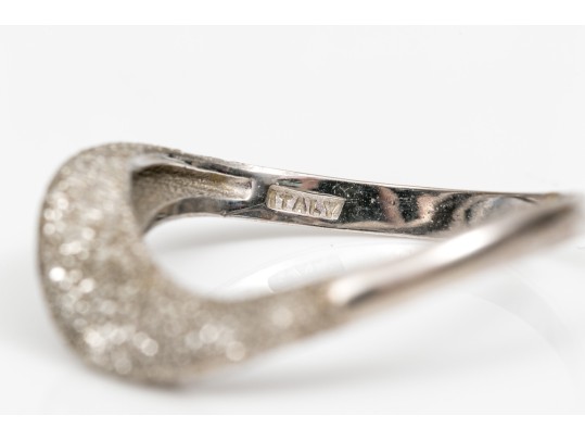 14k White Gold Contemporary Sandblasted Wave Style Band Ring, Size 7