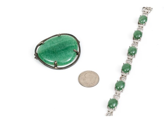 Lot Of Assorted Green Aventurine Quartz Motif Jewelry Pieces, Including A Fabulous Brooch