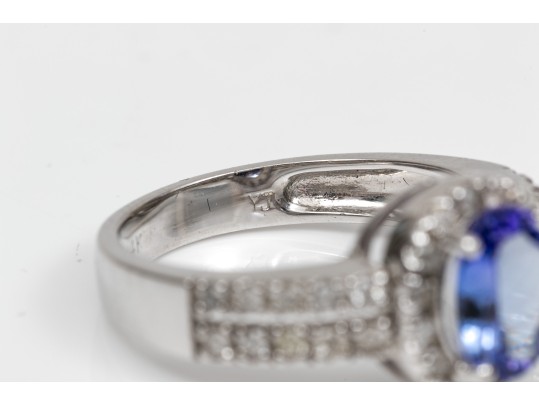14k White Gold Lovely Oval Tanzanite And Diamond Halo Ring, Size 7