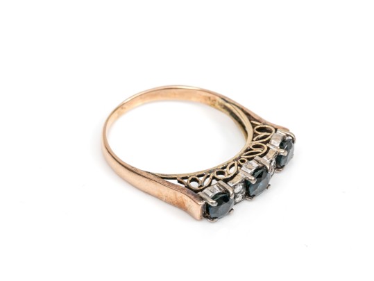 14k Gold Striking Vintage Sapphire And Diamond Band Ring, Size 8.75