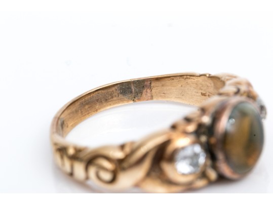 14K Gold Beautiful Antique Cats Eye Chrysoberyl And Diamond Ring, App. 0.17 TCW, Size 6.5,