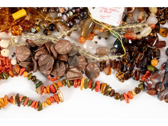 Large Lot Of Orange Brown Tone Beads & Necklaces, Etc