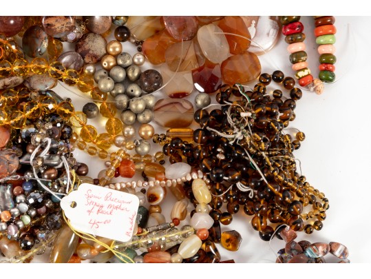 Large Lot Of Orange Brown Tone Beads & Necklaces, Etc