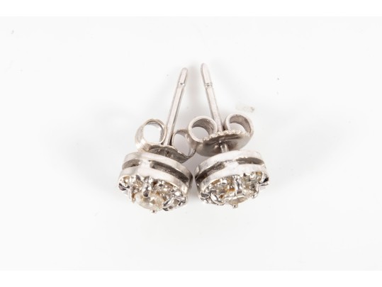 14k White Gold Diamond Stud Earrings