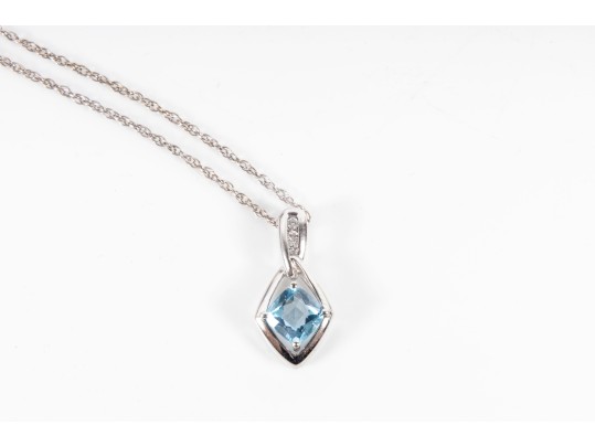 14K White Gold Blue Topaz And Diamond Pendant Necklace