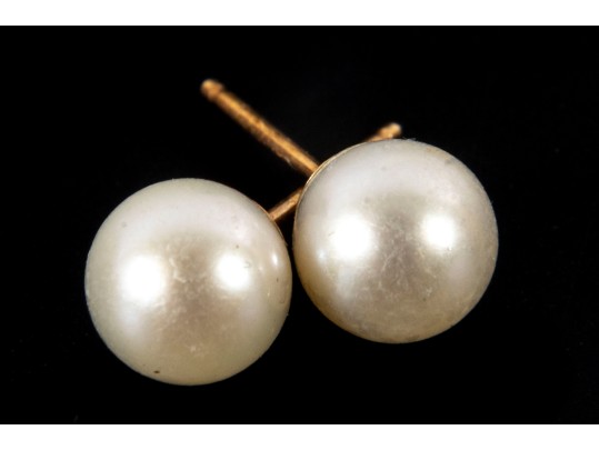 14k Yellow Gold Cultured Pearl Stud Earrings