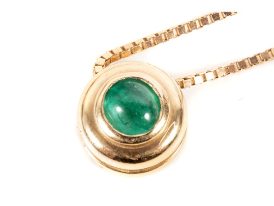 14k Yellow Gold Emerald Pendant Necklace
