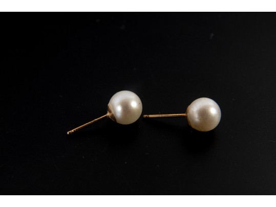 14k Yellow Gold Cultured Pearl Stud Earrings
