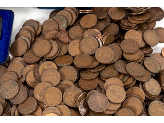 Canadian Coins (Varied Denominations)