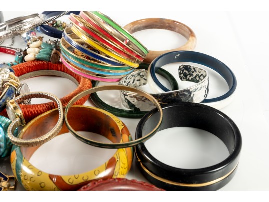 Large Variety Of Fashion Bangle Bracelets