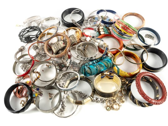 Large Variety Of Fashion Bangle Bracelets