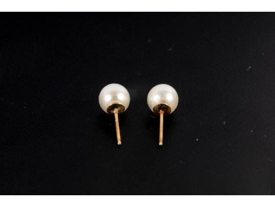14k Yellow Gold Cultured Pearl Stud Earrings