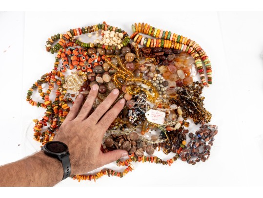 Large Lot Of Orange Brown Tone Beads & Necklaces, Etc