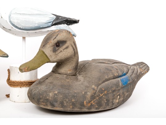 Artisanal And Decorative Collection Of Decoys & Wildlife Decor
