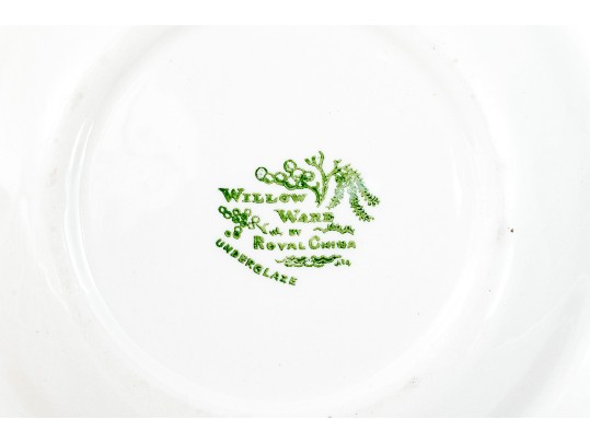 17 Piece Set Of Royal China 