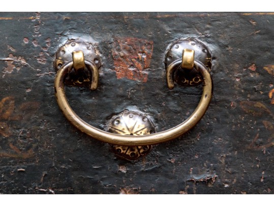 Semi-antique Asian Lacquered Wooden Altar Table / Console 