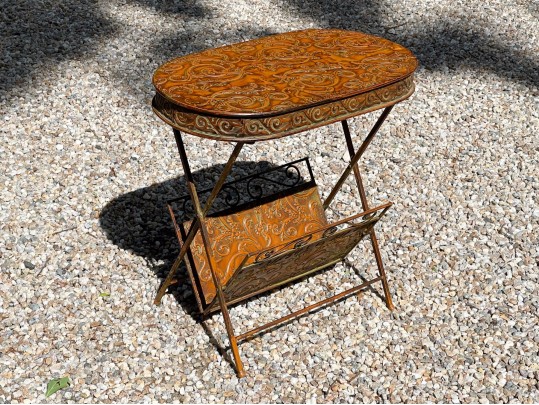 Decorative Vintage Tiered Painted Metal Folidng Table 