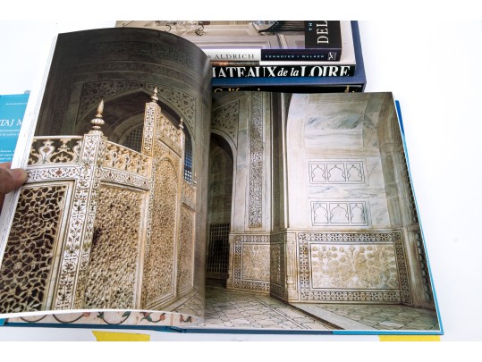 Collection Of Six Books On Architecture