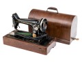 Antique Singer Sewing Machine With Case