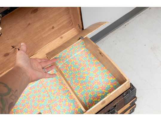 Large Antique Likly & Rockett Steamer Trunk