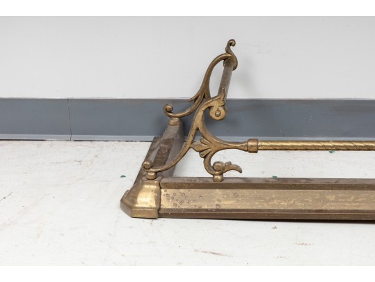 Decorative Crafts Inc Victorian Revival Brass Fireplace Fender 
