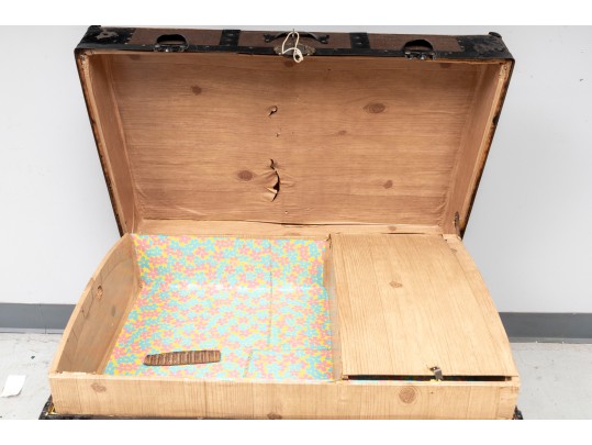 Large Antique Likly & Rockett Steamer Trunk