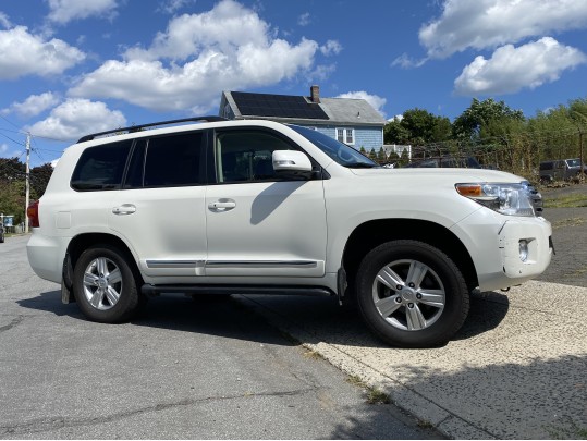 2015 Toyota Land Cruiser, 8 Cylinder, 90K Miles, Estate Vehicle 