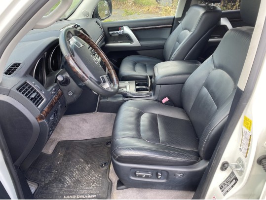 2015 Toyota Land Cruiser, 8 Cylinder, 90K Miles, Estate Vehicle 