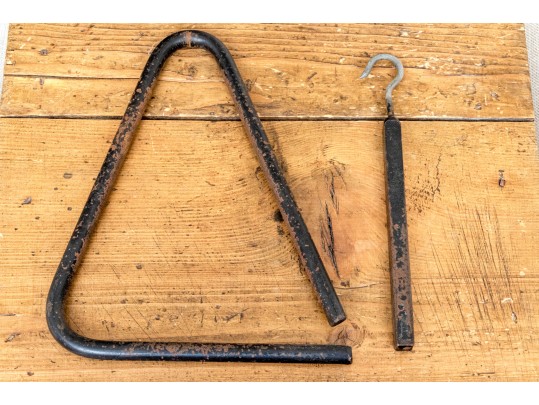 Antique Iron Triangle Dinner Bell