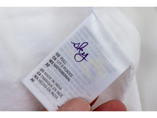 Fantastic Lot Of Bedding Including Pottery Barn And Sky