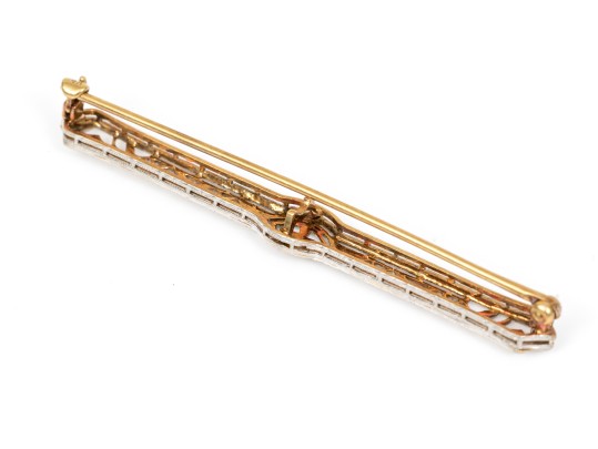 14k Gold Lovely Antique Filigree Bar Pin