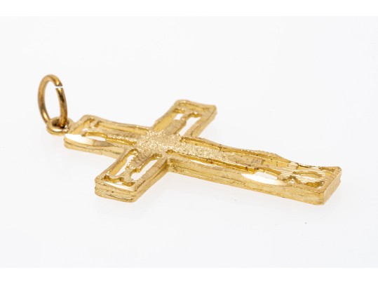 14k Yellow Gold Striking Pierced Cross, Diamond Cut