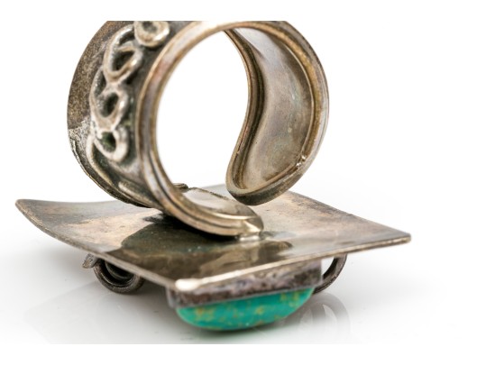 Sterling Silver Impactful Large Brutalist Style Sing, Size 6.5 Adjustable