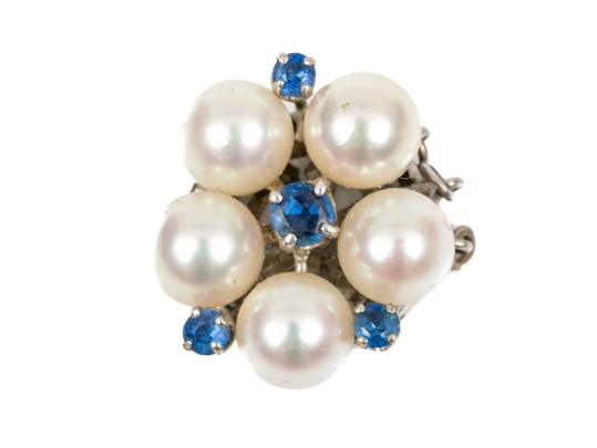 14k White Gold Vintage 6.5mm Cultured Pearl And Sapphire Cluster Half Bead Clasp