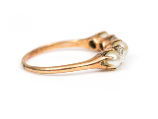 14k Pretty Antique Cultured Pearl And Diamond Band Ring, Size 5.25+, App. 0.16 TCW