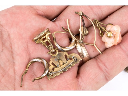 Lot Of Gold Filled Assorted Vintage Jewelry Pieces