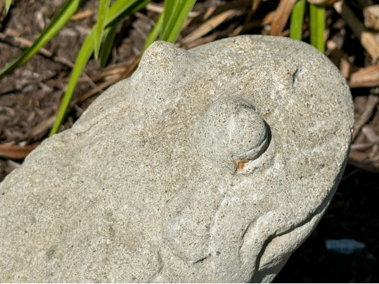 Cast Stone Frog Garden Statue