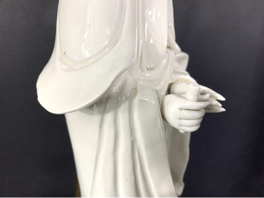 Unusual Vintage Signed Chinese Porcelain Guanyin Blanc De Chine Figure Mounted As A Lamp
