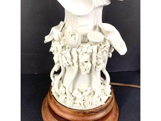 Unusual Vintage Signed Chinese Porcelain Guanyin Blanc De Chine Figure Mounted As A Lamp